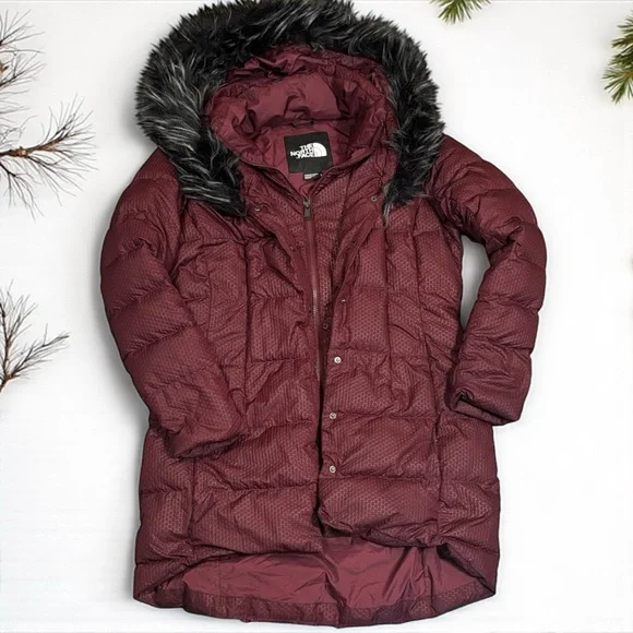 The North Face Women's Maroon Puffer Jacket with Faux Fur - Picture 3 of 11